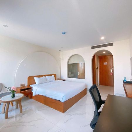 Maple Suite Hotel&Apartment Da Nang Buitenkant foto