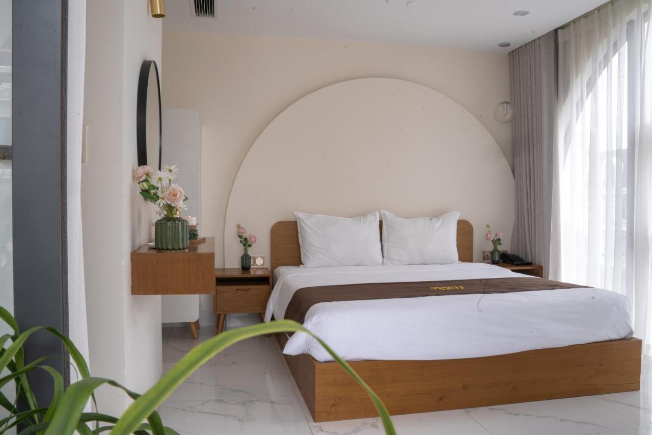 Maple Suite Hotel&Apartment Da Nang Buitenkant foto