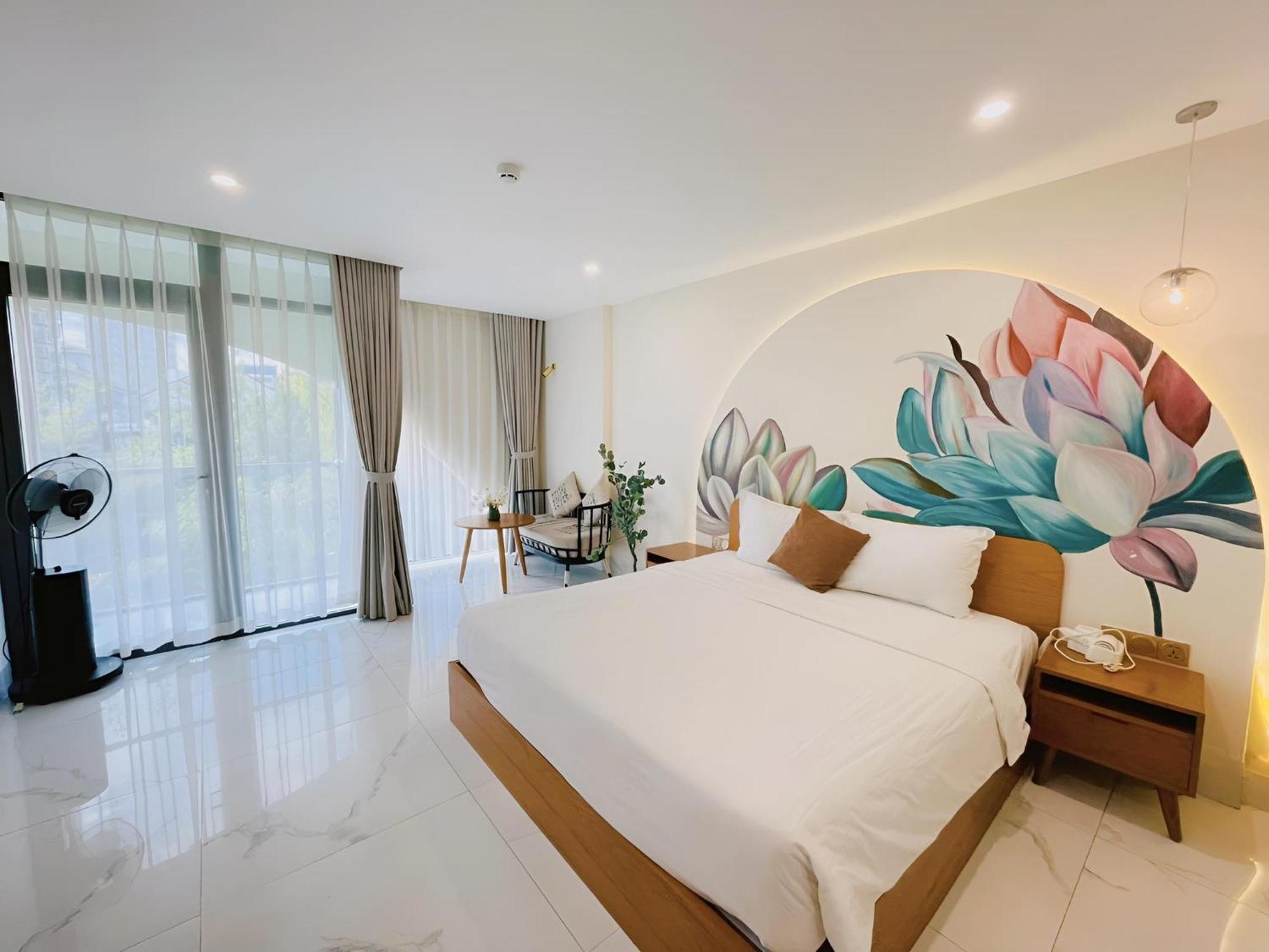 Maple Suite Hotel&Apartment Da Nang Buitenkant foto