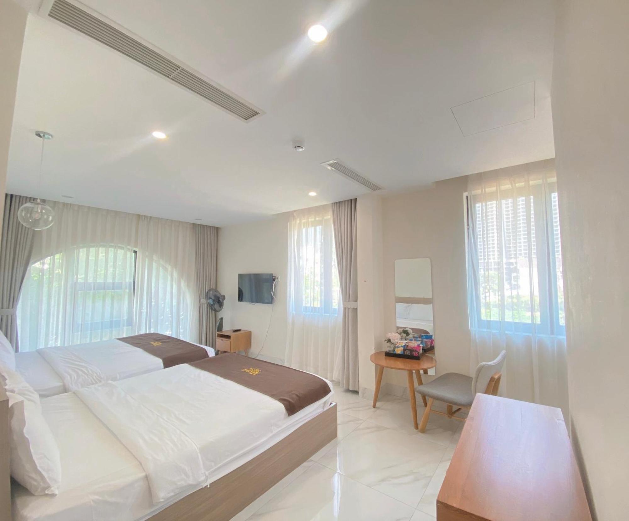 Maple Suite Hotel&Apartment Da Nang Buitenkant foto