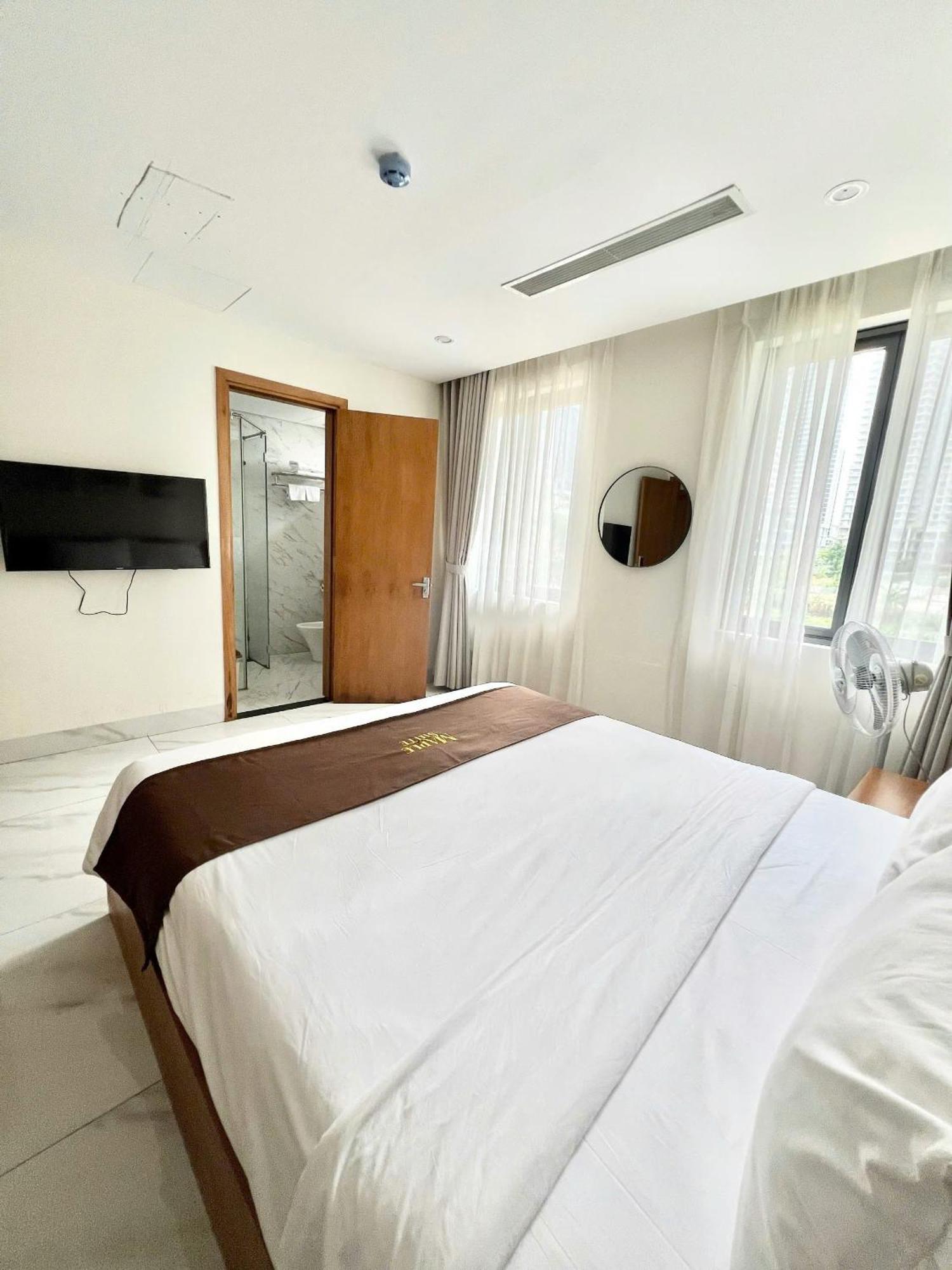 Maple Suite Hotel&Apartment Da Nang Buitenkant foto