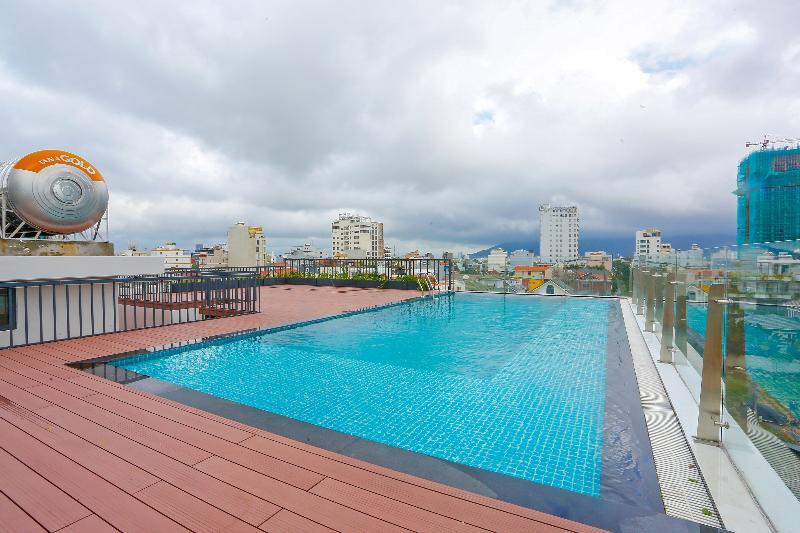 Maple Suite Hotel&Apartment Da Nang Buitenkant foto