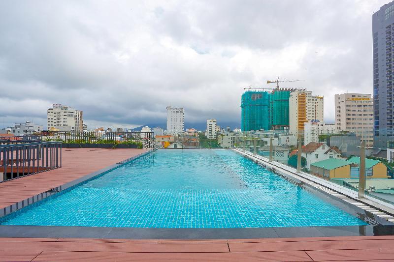 Maple Suite Hotel&Apartment Da Nang Buitenkant foto